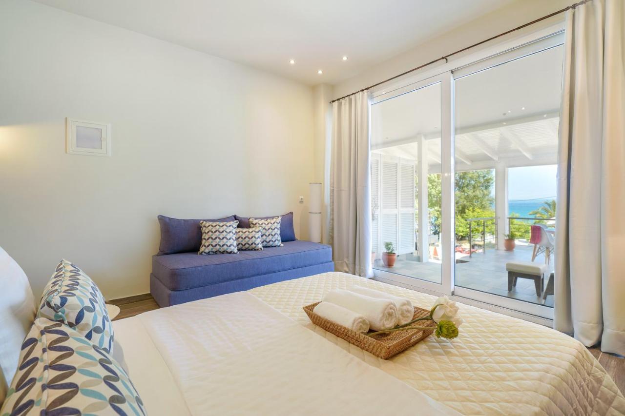 Golden Beachside Terrace Khrysi Ammoudia Eksteriør bilde