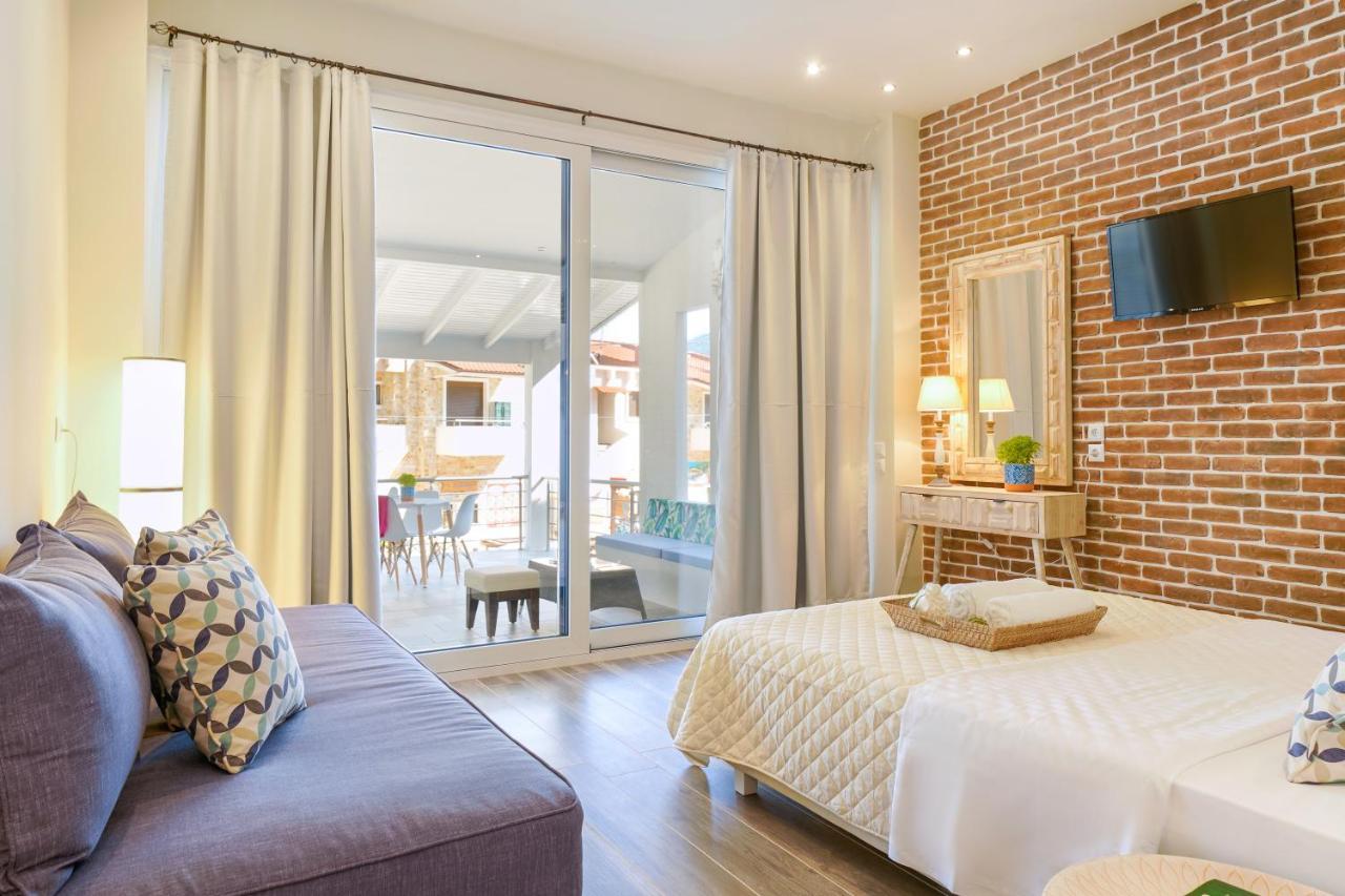 Golden Beachside Terrace Khrysi Ammoudia Eksteriør bilde